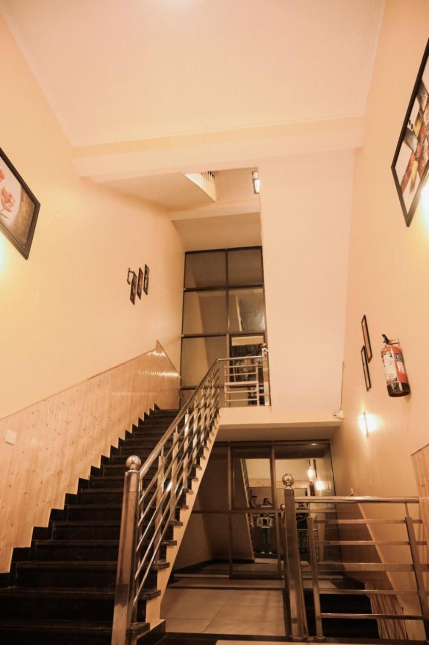 The Wonder Valley Resort Mukteshwar Exterior photo